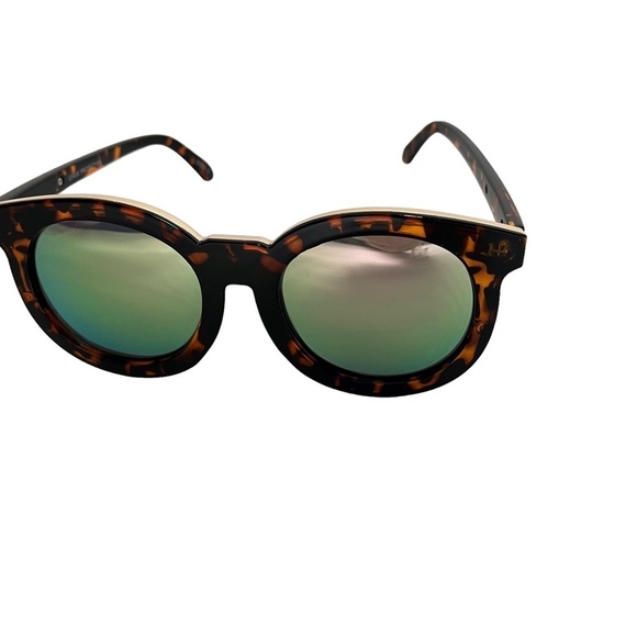 SUNGLASSES SUN GLASSES Shades Tortoiseshell Brown & Gold Arrow Plastic Frames - Picture 4 of 16